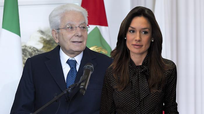 Nicole Minetti, la grazia che riapre una stagione italiana: il peso della clemenza, il confine tra diritto e umanit&agrave;