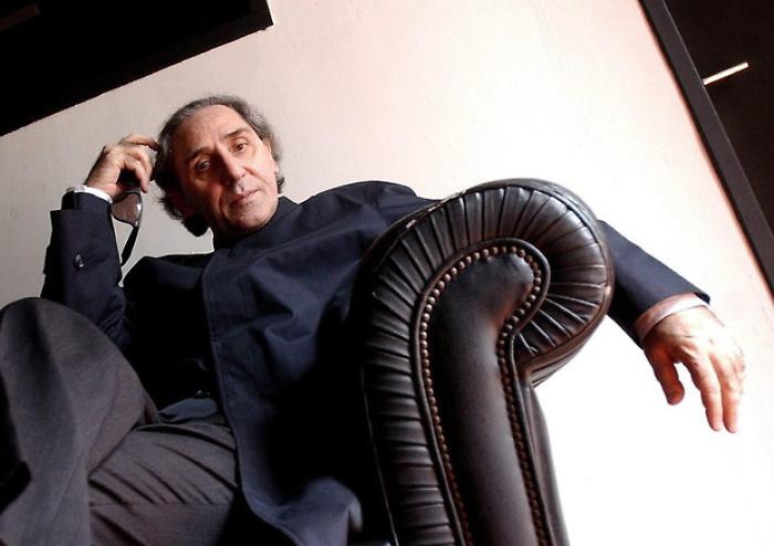 Cinque anni fa la morte di Franco Battiato, l&rsquo;artista che parlava al futuro