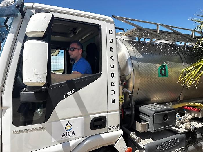 Autobotte Aica