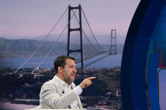 Ponte sullo Stretto, il governo blinda il dossier europeo: al Mit vertice con Salvini, &ldquo;mai ipotizzata una procedura di infrazione&rdquo;