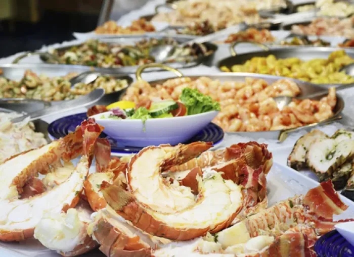 Le sagre del fine settimana in Sicilia, dal biscotto da inzuppare nella granita al salgemma. E ancora pesce, limoni e la notte gialla di Gibellina 