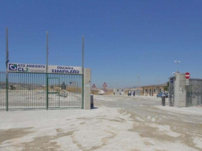 Srr Caltanissetta sud: la “giornata bollente” dei rifiuti tra i costi e la matassa del servizio