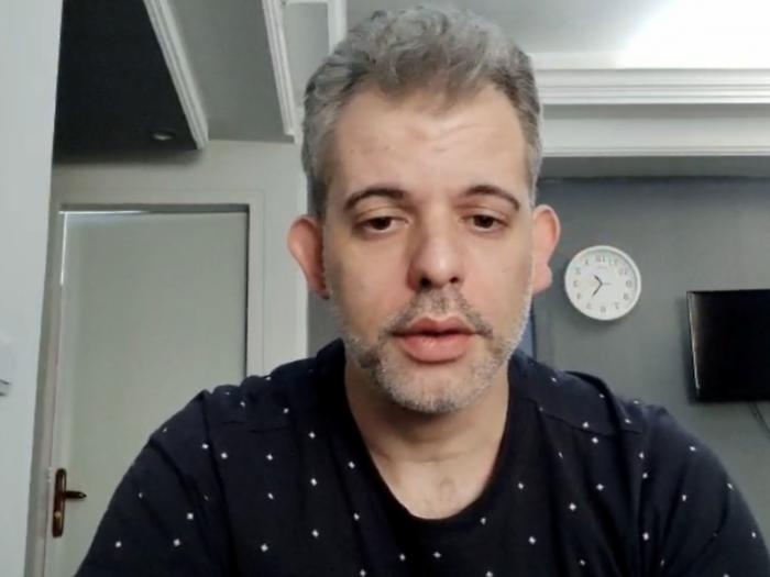 Pap&agrave; e figlia bloccati in Iran, l'avvocato: &laquo;Ci rivolgeremo al Tribunale di Roma&raquo;