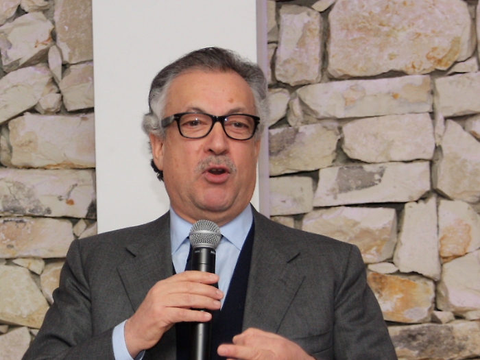 La versione di Cardinale: &laquo;Chi attacca Caruso &egrave; contro Schifani ma ora serve subito un rimpasto&raquo;