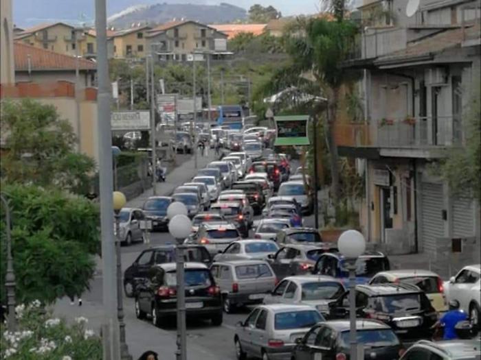 &laquo;Un&rsquo;area di parcheggio per snellire il traffico attorno al Polivalente&raquo;