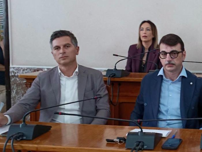 Il Pd tende la mano alla sindaca: &laquo;Pronti a dare il nostro contributo&raquo;