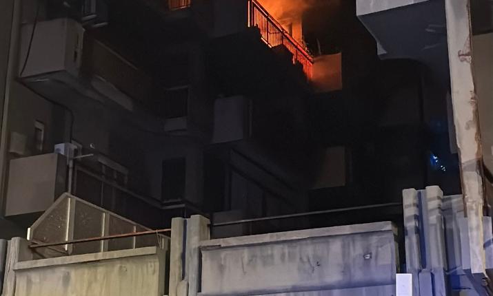 Milazzo, inizio d'anno di paura: esplode una caldaia, palazzo evacuato