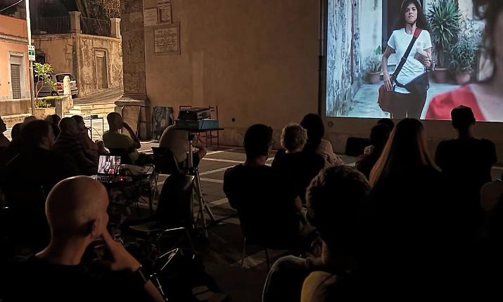 Festival per gli occhi: due giorni di storie e comunit&agrave; con "Gira, Monta e Fir&igrave;a" in anteprima